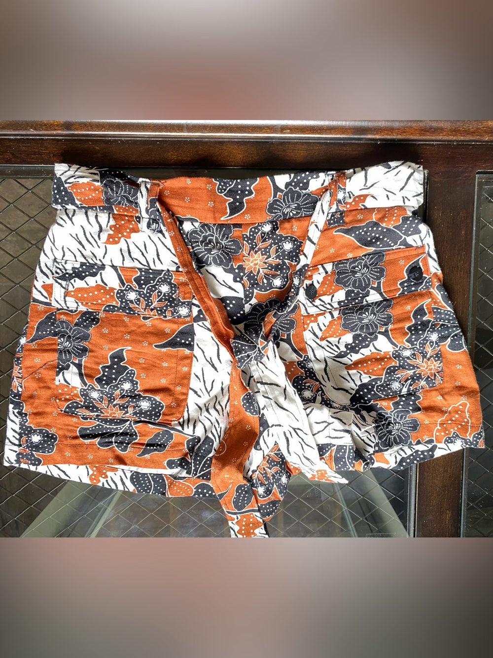 High-Waist Floral Tie-Front Women's Shorts in Rust